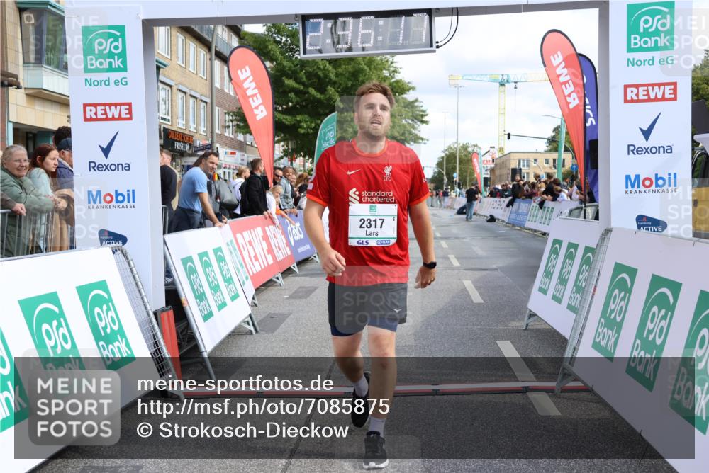 15.09.2024 - PSD Bank Halbmarathon Strokosch-Dieckow http://msf.ph/oto/7085875 15.09.2024 12:37:08 Ziel 1978, 2317, 3411 meine-sportfotos.de