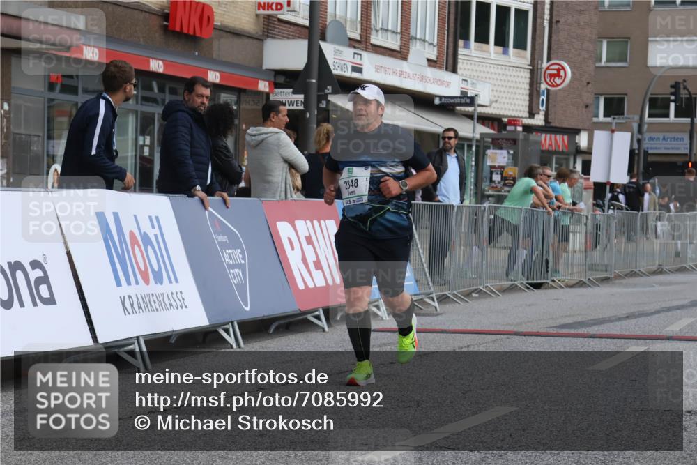 15.09.2024 - PSD Bank Halbmarathon Michael Strokosch http://msf.ph/oto/7085992 15.09.2024 12:34:09 Ziel 2348 meine-sportfotos.de