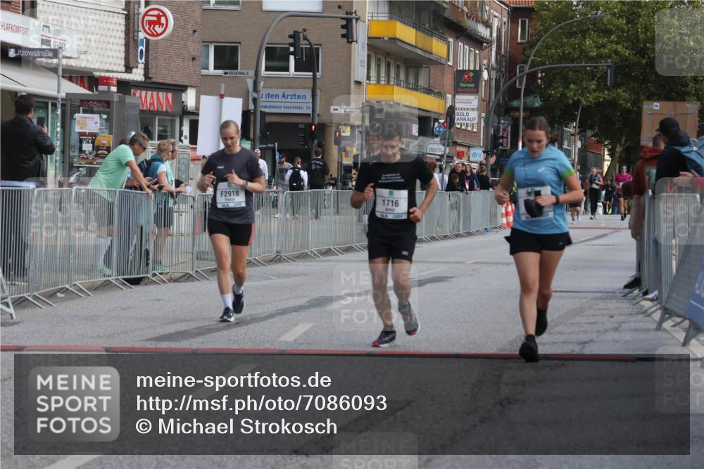 15.09.2024 - PSD Bank Halbmarathon Michael Strokosch http://msf.ph/oto/7086093 15.09.2024 12:34:17 Ziel 1716, 2348, 2918, 3409 meine-sportfotos.de