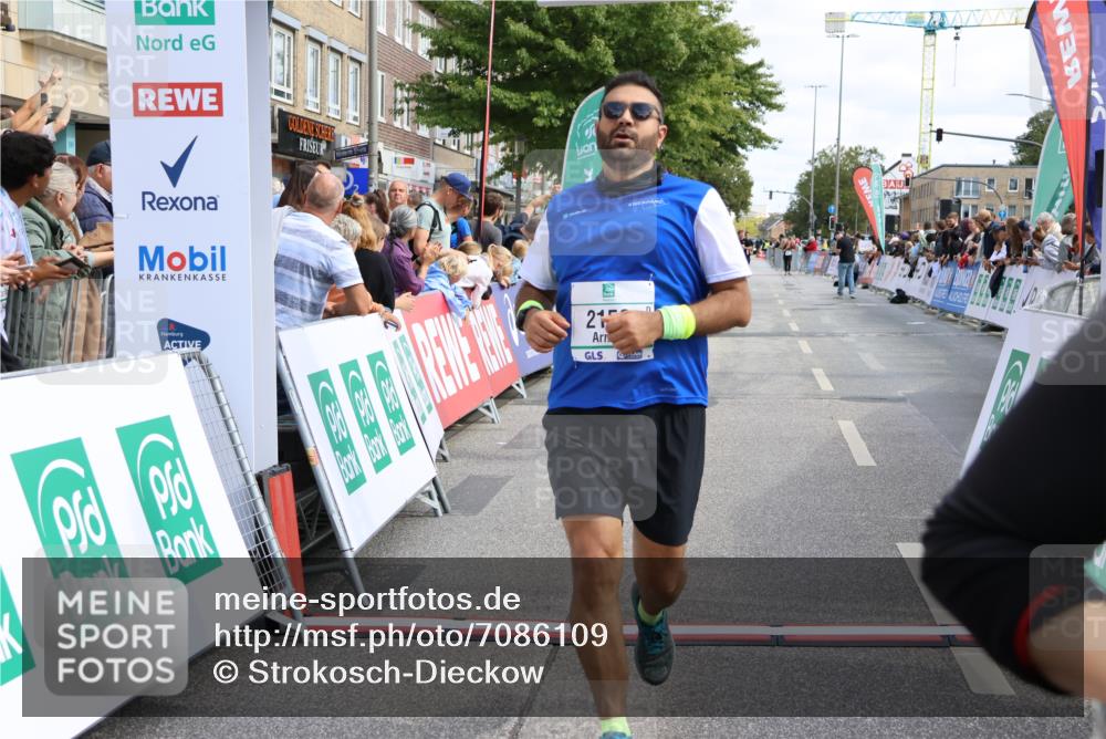15.09.2024 - PSD Bank Halbmarathon Strokosch-Dieckow http://msf.ph/oto/7086109 15.09.2024 12:27:56 Ziel 2114, 2156, 2309, 3424 meine-sportfotos.de
