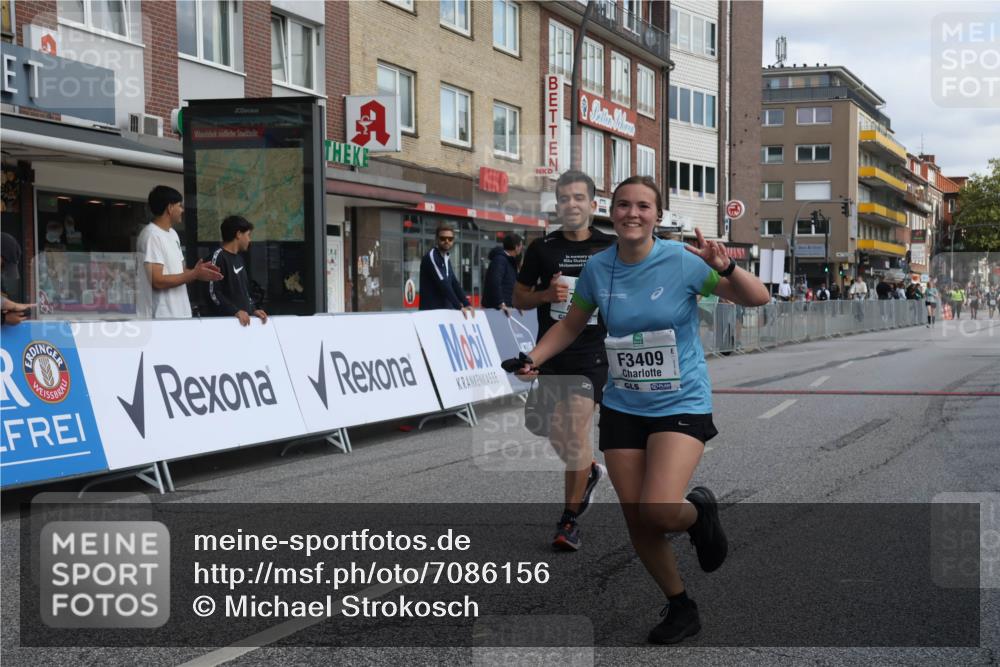 15.09.2024 - PSD Bank Halbmarathon Michael Strokosch http://msf.ph/oto/7086156 15.09.2024 12:34:21 Ziel 1716, 2918, 3409 meine-sportfotos.de