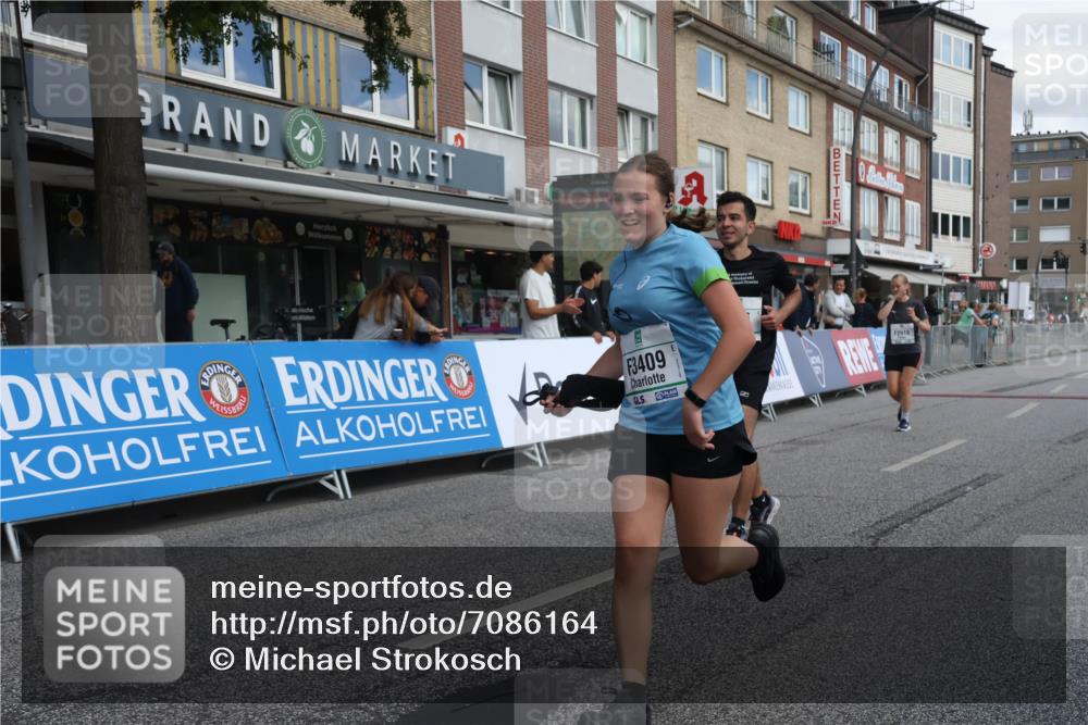 15.09.2024 - PSD Bank Halbmarathon Michael Strokosch http://msf.ph/oto/7086164 15.09.2024 12:34:22 Ziel 1716, 2918, 3409 meine-sportfotos.de