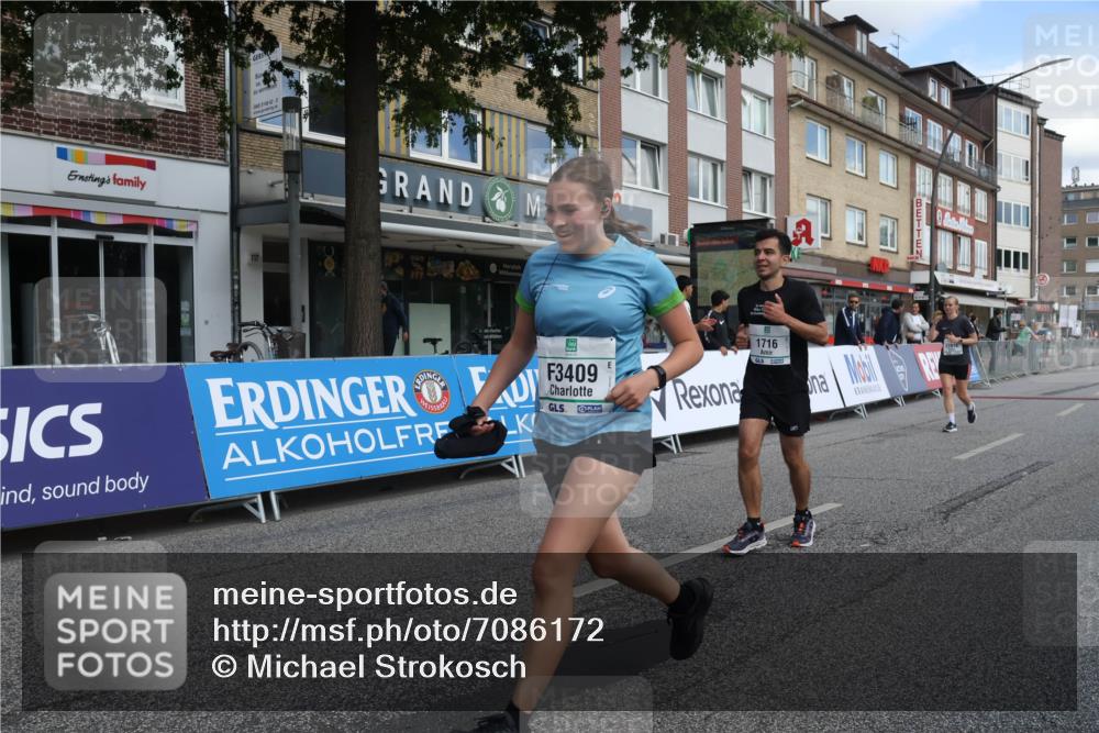 15.09.2024 - PSD Bank Halbmarathon Michael Strokosch http://msf.ph/oto/7086172 15.09.2024 12:34:22 Ziel 1716, 2918, 3409 meine-sportfotos.de