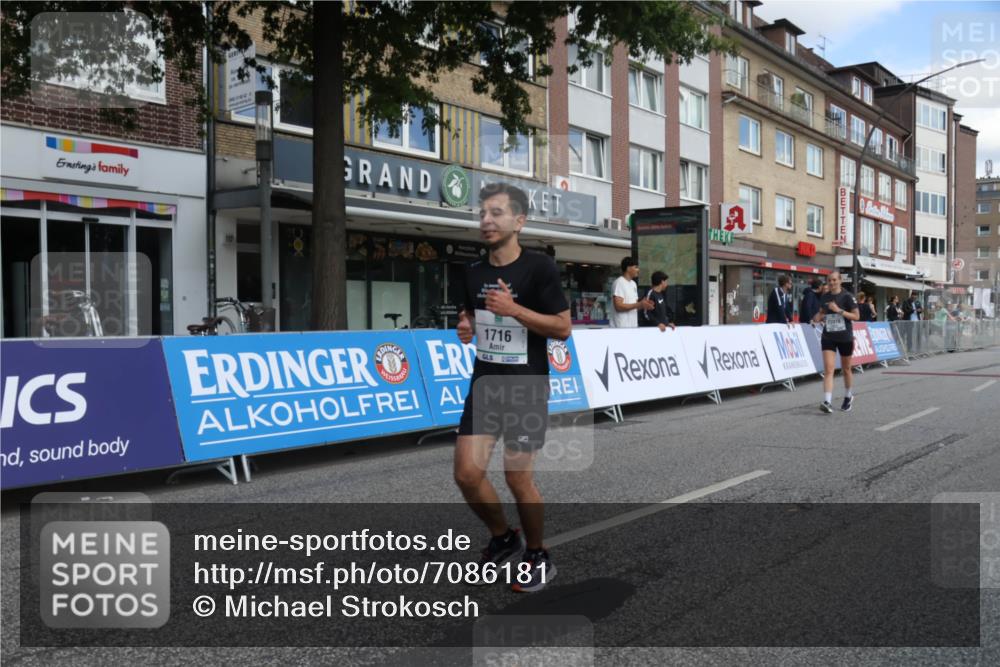 15.09.2024 - PSD Bank Halbmarathon Michael Strokosch http://msf.ph/oto/7086181 15.09.2024 12:34:23 Ziel 1716, 2918, 3409 meine-sportfotos.de