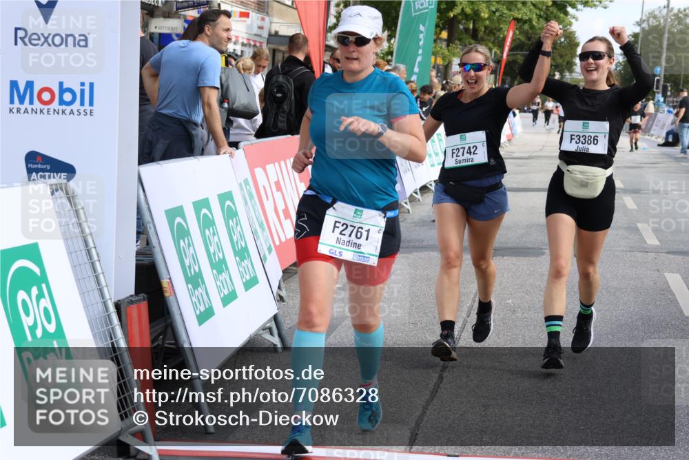 15.09.2024 - PSD Bank Halbmarathon Strokosch-Dieckow http://msf.ph/oto/7086328 15.09.2024 12:37:43 Ziel 2742, 2761, 3386 meine-sportfotos.de
