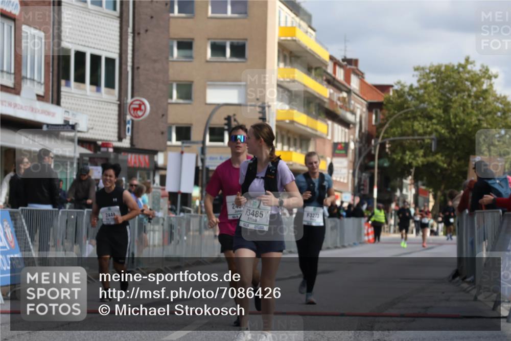 15.09.2024 - PSD Bank Halbmarathon Michael Strokosch http://msf.ph/oto/7086426 15.09.2024 12:34:46 Ziel 2438, 2444, 3151, 3251, 3273, 3485 meine-sportfotos.de