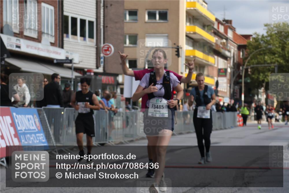 15.09.2024 - PSD Bank Halbmarathon Michael Strokosch http://msf.ph/oto/7086436 15.09.2024 12:34:46 Ziel 2438, 2444, 3151, 3251, 3273, 3485 meine-sportfotos.de