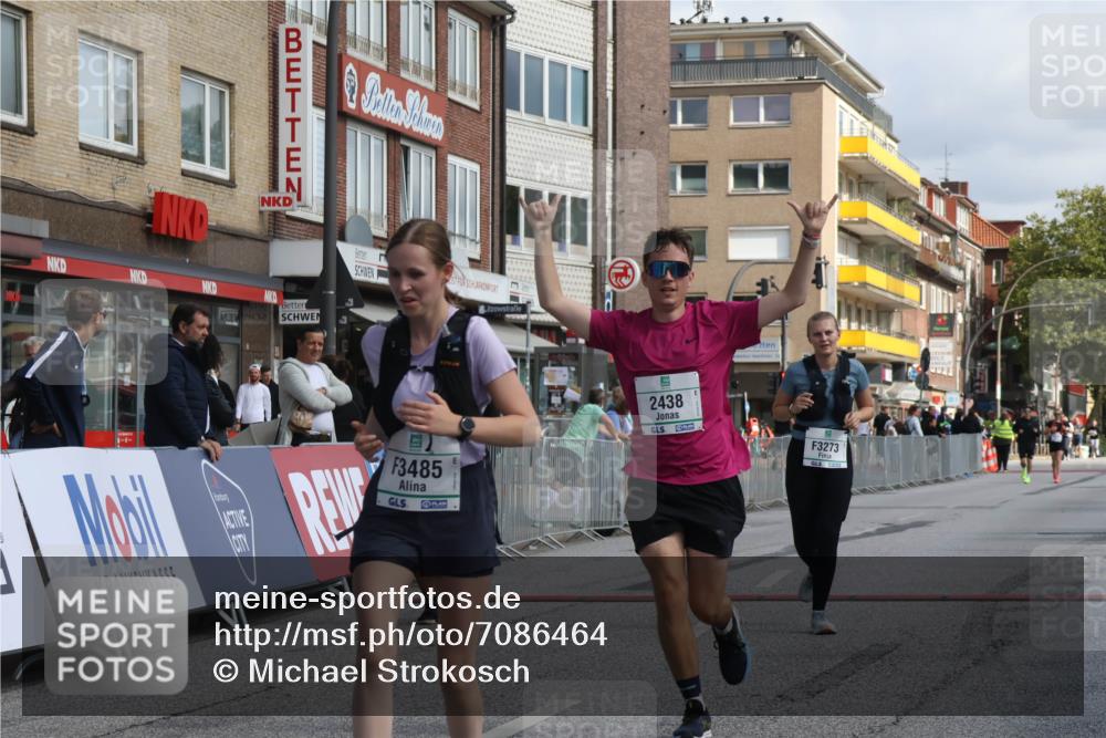 15.09.2024 - PSD Bank Halbmarathon Michael Strokosch http://msf.ph/oto/7086464 15.09.2024 12:34:48 Ziel 2438, 2444, 3151, 3251, 3273, 3485 meine-sportfotos.de