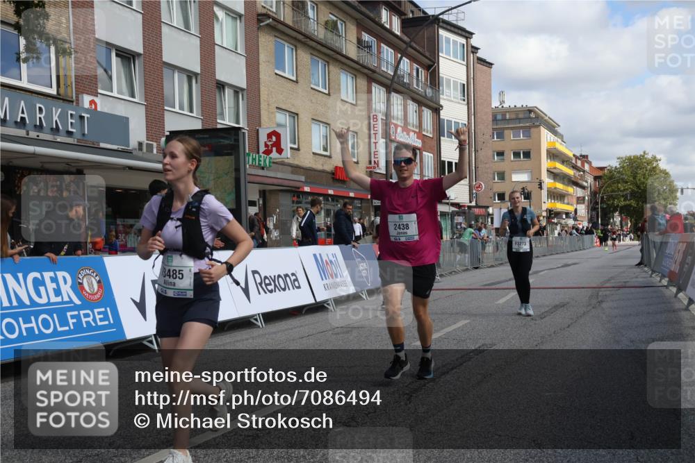 15.09.2024 - PSD Bank Halbmarathon Michael Strokosch http://msf.ph/oto/7086494 15.09.2024 12:34:49 Ziel 2438, 2444, 3151, 3251, 3273, 3485 meine-sportfotos.de