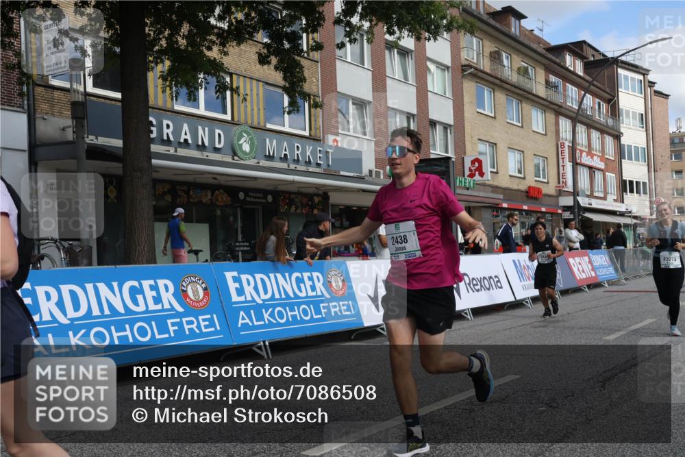 15.09.2024 - PSD Bank Halbmarathon Michael Strokosch http://msf.ph/oto/7086508 15.09.2024 12:34:50 Ziel 2438, 2444, 3151, 3251, 3273, 3485 meine-sportfotos.de