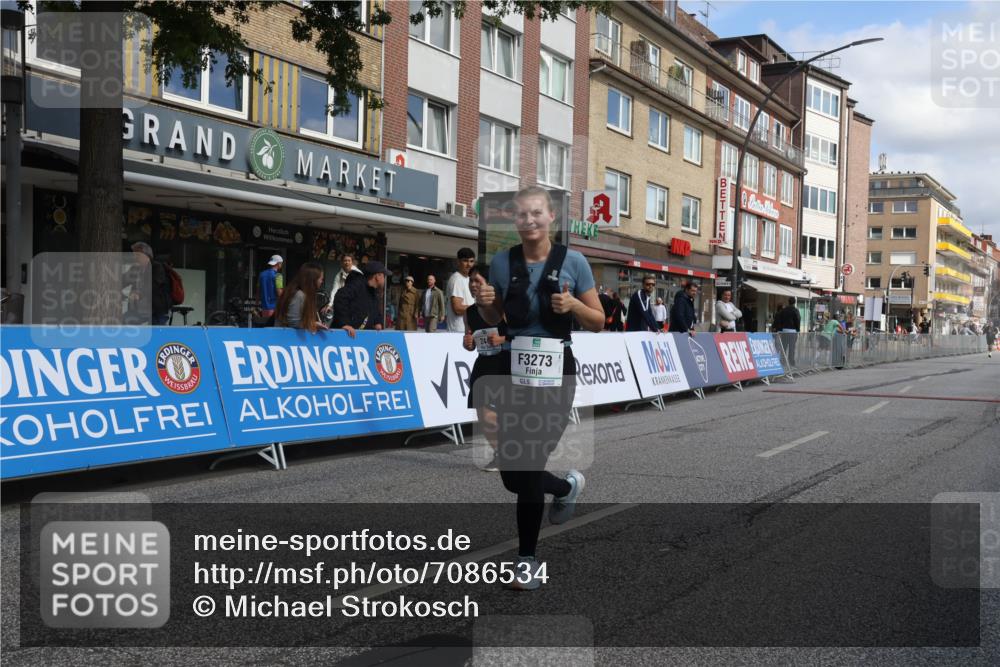 15.09.2024 - PSD Bank Halbmarathon Michael Strokosch http://msf.ph/oto/7086534 15.09.2024 12:34:52 Ziel 2438, 2444, 3151, 3273, 3485 meine-sportfotos.de