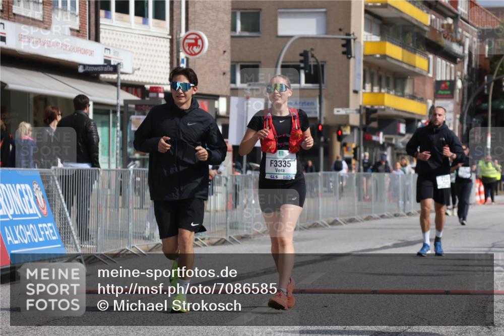15.09.2024 - PSD Bank Halbmarathon Michael Strokosch http://msf.ph/oto/7086585 15.09.2024 12:35:08 Ziel 2207, 2324, 3335 meine-sportfotos.de