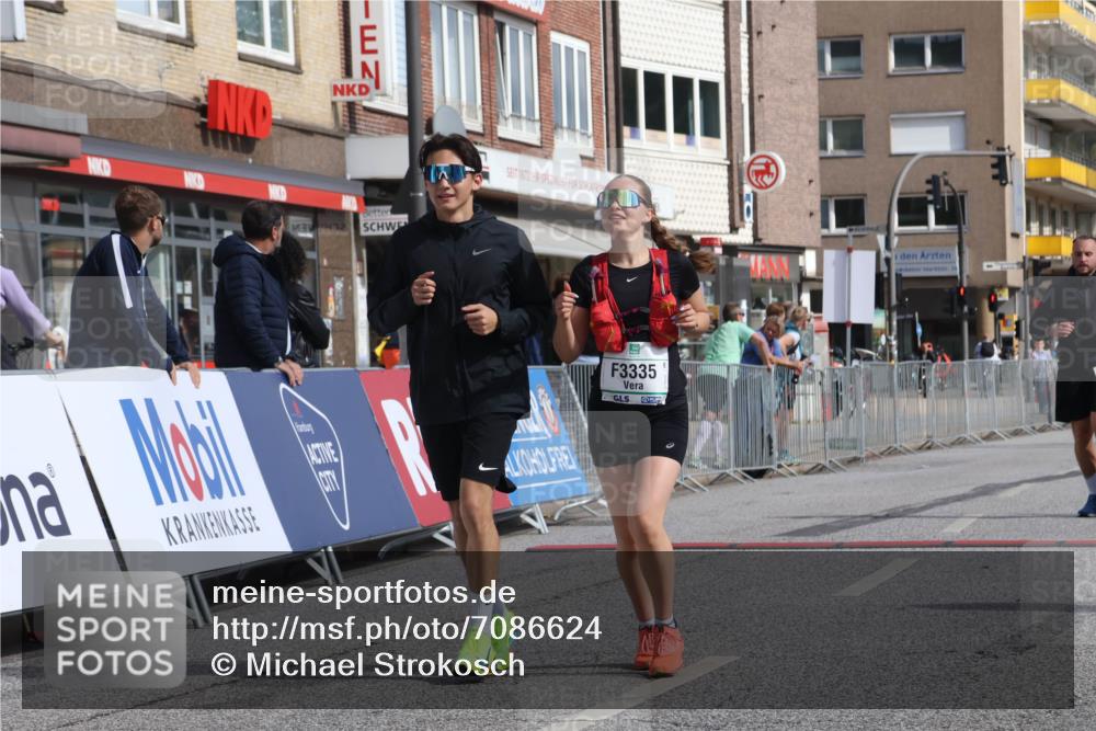 15.09.2024 - PSD Bank Halbmarathon Michael Strokosch http://msf.ph/oto/7086624 15.09.2024 12:35:10 Ziel 2207, 2324, 3335 meine-sportfotos.de