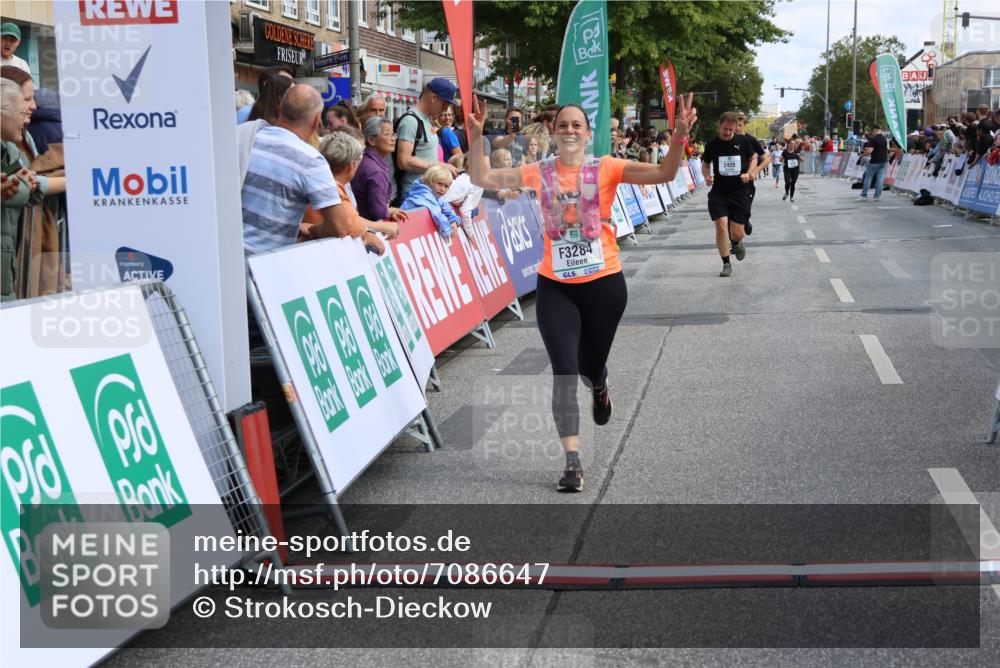 15.09.2024 - PSD Bank Halbmarathon Strokosch-Dieckow http://msf.ph/oto/7086647 15.09.2024 12:28:09 Ziel 1858, 2309, 2360, 2420, 3284 meine-sportfotos.de