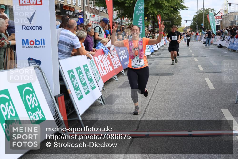 15.09.2024 - PSD Bank Halbmarathon Strokosch-Dieckow http://msf.ph/oto/7086675 15.09.2024 12:28:09 Ziel 1858, 2309, 2360, 2420, 3284 meine-sportfotos.de