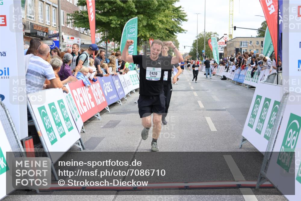 15.09.2024 - PSD Bank Halbmarathon Strokosch-Dieckow http://msf.ph/oto/7086710 15.09.2024 12:28:13 Ziel 1858, 2360, 2420, 3284 meine-sportfotos.de