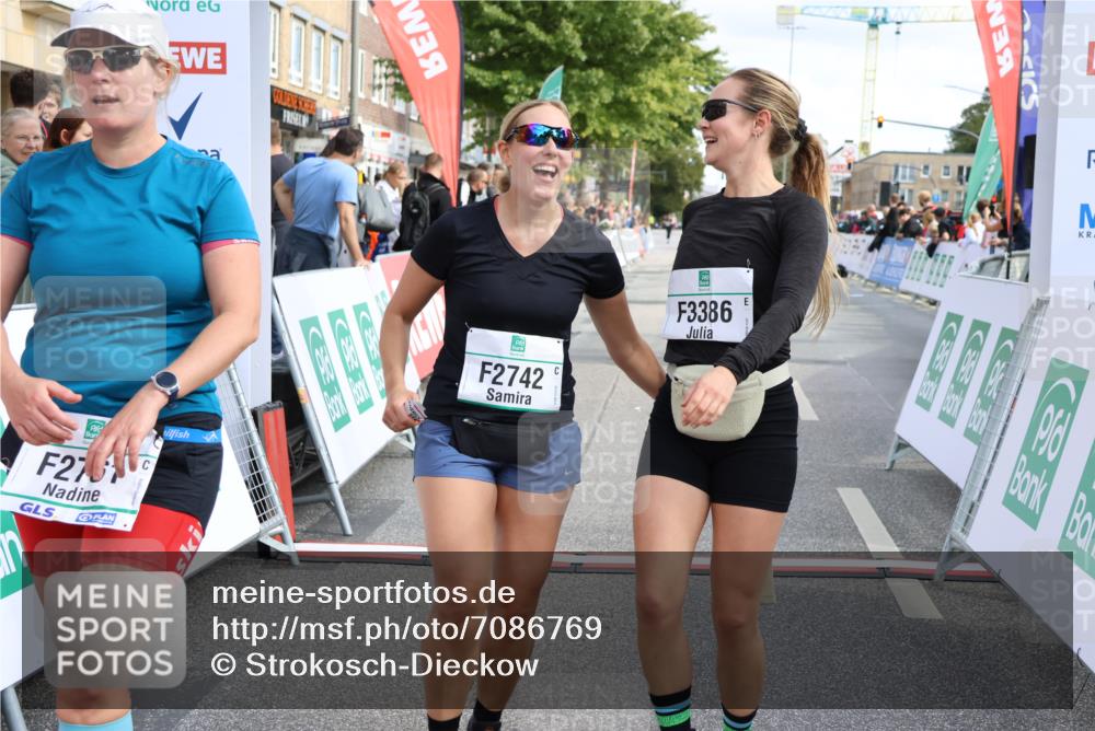15.09.2024 - PSD Bank Halbmarathon Strokosch-Dieckow http://msf.ph/oto/7086769 15.09.2024 12:37:45 Ziel 2742, 2761, 3386 meine-sportfotos.de