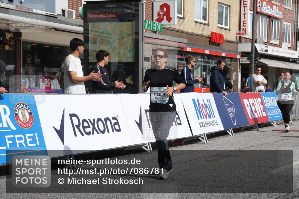 15.09.2024 - PSD Bank Halbmarathon Michael Strokosch http://msf.ph/oto/7086781 15.09.2024 12:35:23 Ziel 2207, 3071, 3178, 3300, 3329, 3468 meine-sportfotos.de