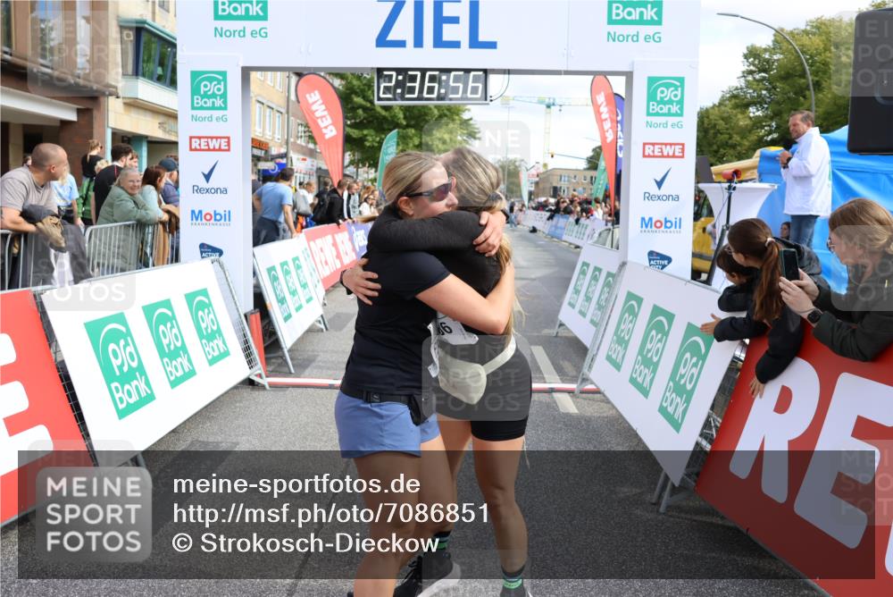 15.09.2024 - PSD Bank Halbmarathon Strokosch-Dieckow http://msf.ph/oto/7086851 15.09.2024 12:37:46 Ziel 2742, 2761, 3386 meine-sportfotos.de