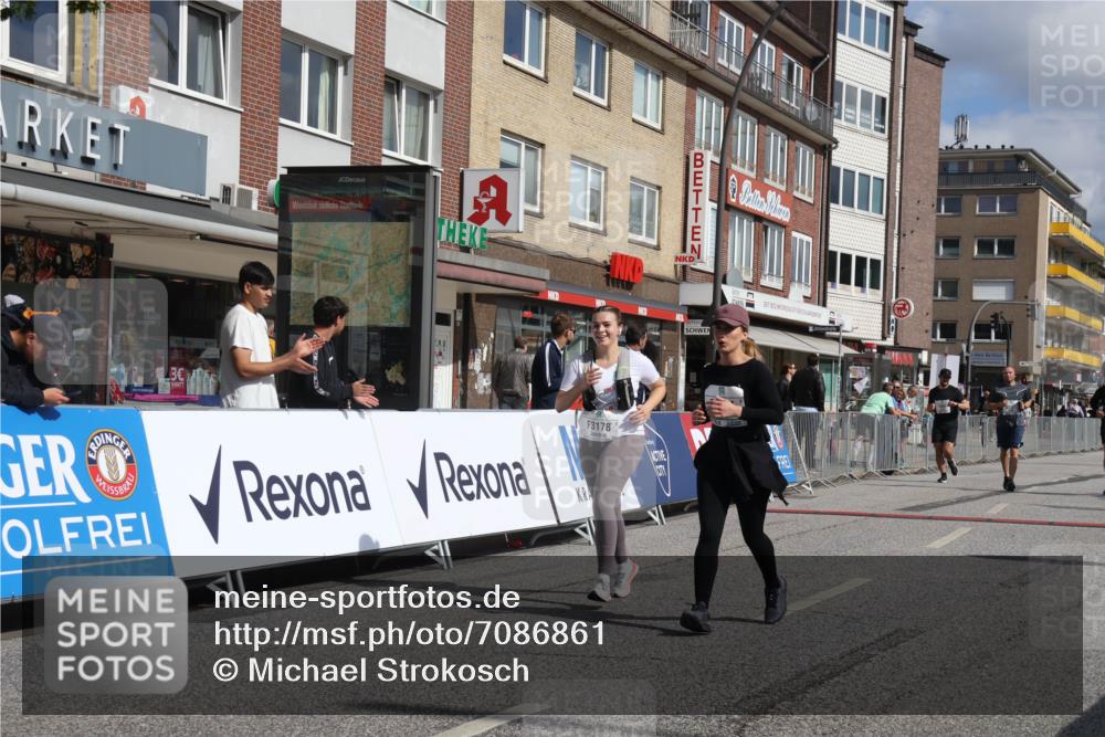 15.09.2024 - PSD Bank Halbmarathon Michael Strokosch http://msf.ph/oto/7086861 15.09.2024 12:35:29 Ziel 1504, 1895, 2257, 2286, 3071, 3178, 3300, 3329, 3468 meine-sportfotos.de
