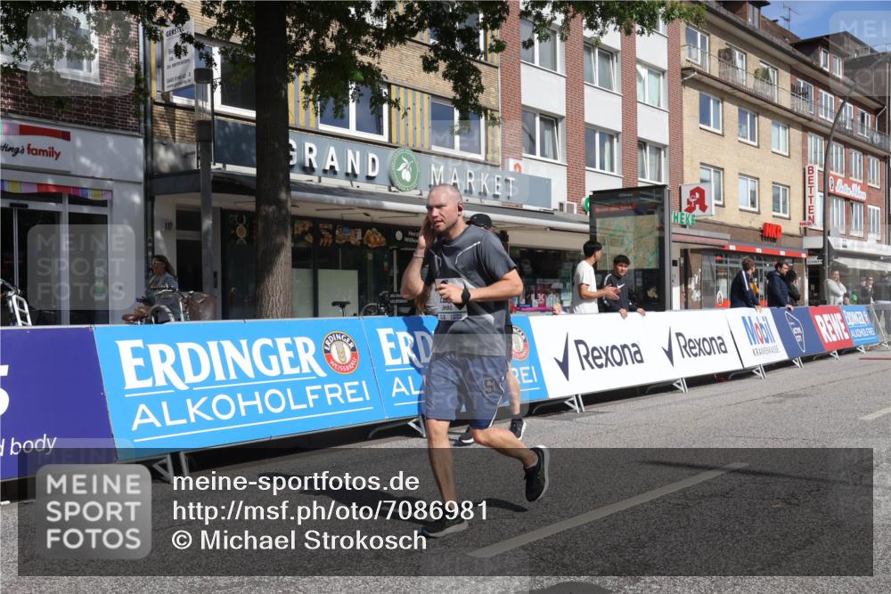 15.09.2024 - PSD Bank Halbmarathon Michael Strokosch http://msf.ph/oto/7086981 15.09.2024 12:35:38 Ziel 1504, 1895, 2257, 2286, 3071, 3178 meine-sportfotos.de