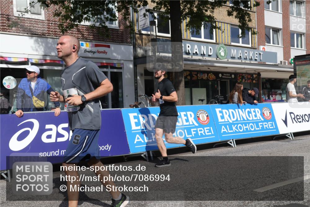 15.09.2024 - PSD Bank Halbmarathon Michael Strokosch http://msf.ph/oto/7086994 15.09.2024 12:35:39 Ziel 1504, 1895, 2257, 2286, 3178 meine-sportfotos.de