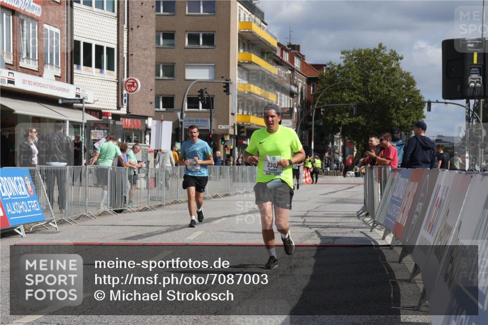 15.09.2024 - PSD Bank Halbmarathon Michael Strokosch http://msf.ph/oto/7087003 15.09.2024 12:36:07 Ziel 2302, 2380 meine-sportfotos.de