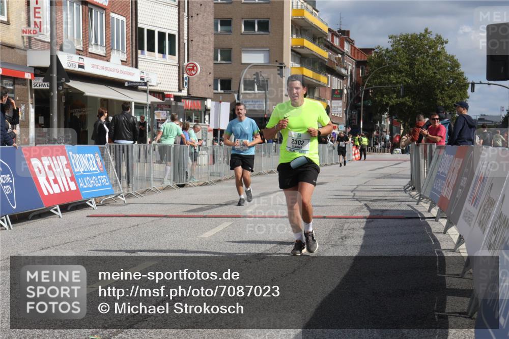 15.09.2024 - PSD Bank Halbmarathon Michael Strokosch http://msf.ph/oto/7087023 15.09.2024 12:36:08 Ziel 2302, 2380 meine-sportfotos.de