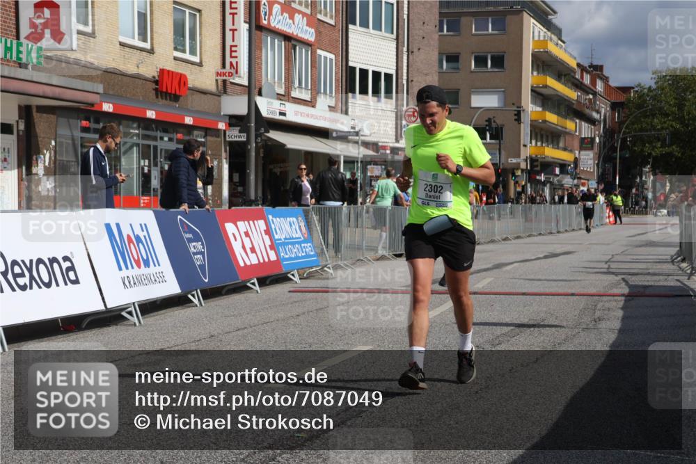 15.09.2024 - PSD Bank Halbmarathon Michael Strokosch http://msf.ph/oto/7087049 15.09.2024 12:36:09 Ziel 2302, 2380 meine-sportfotos.de