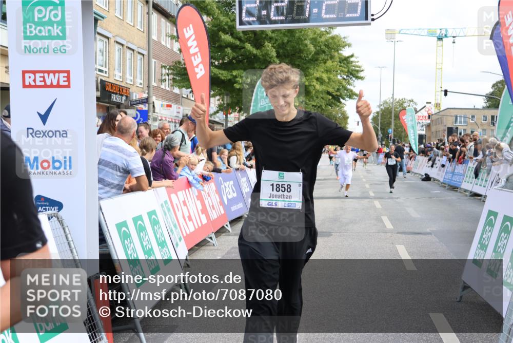 15.09.2024 - PSD Bank Halbmarathon Strokosch-Dieckow http://msf.ph/oto/7087080 15.09.2024 12:28:16 Ziel 1858, 2322, 2360, 2420, 3284 meine-sportfotos.de