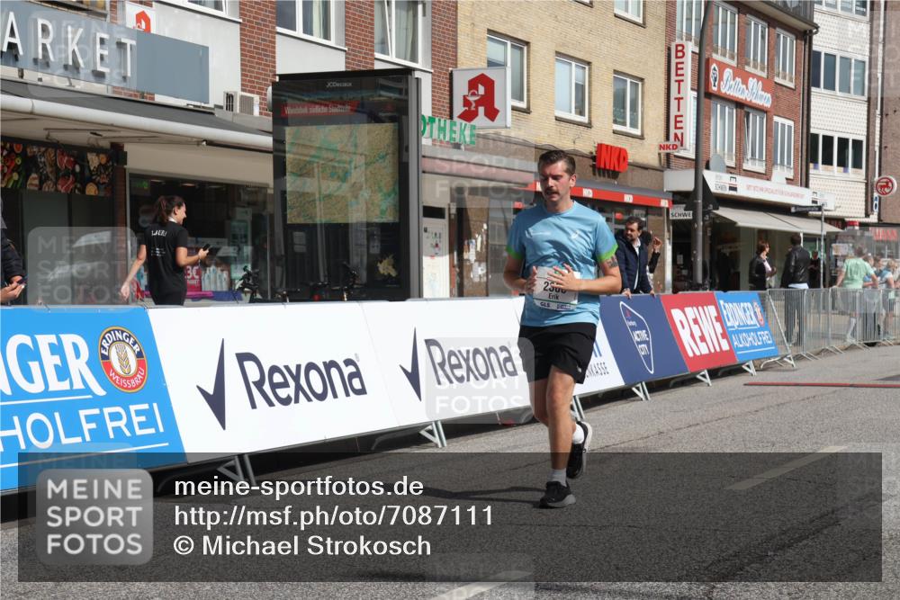 15.09.2024 - PSD Bank Halbmarathon Michael Strokosch http://msf.ph/oto/7087111 15.09.2024 12:36:13 Ziel 2302, 2380 meine-sportfotos.de