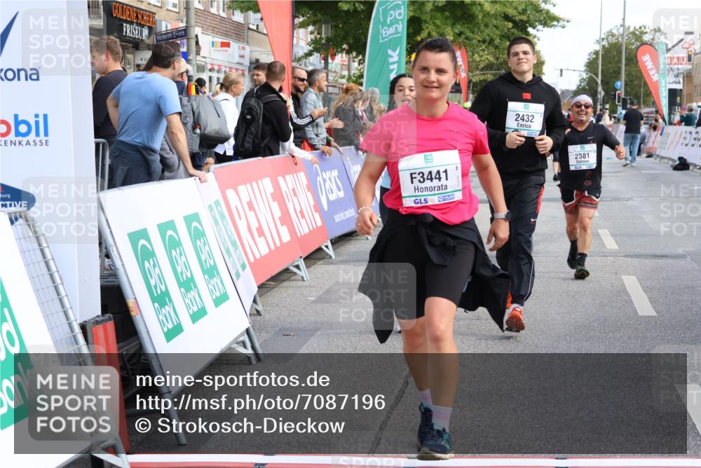 15.09.2024 - PSD Bank Halbmarathon Strokosch-Dieckow http://msf.ph/oto/7087196 15.09.2024 12:37:57 Ziel 2381, 2398, 2432, 3441, 3481 meine-sportfotos.de