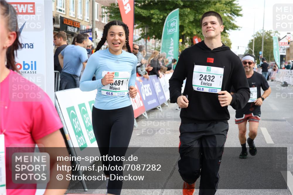 15.09.2024 - PSD Bank Halbmarathon Strokosch-Dieckow http://msf.ph/oto/7087282 15.09.2024 12:37:59 Ziel 1816, 2381, 2398, 2432, 2517, 3380, 3441, 3481 meine-sportfotos.de