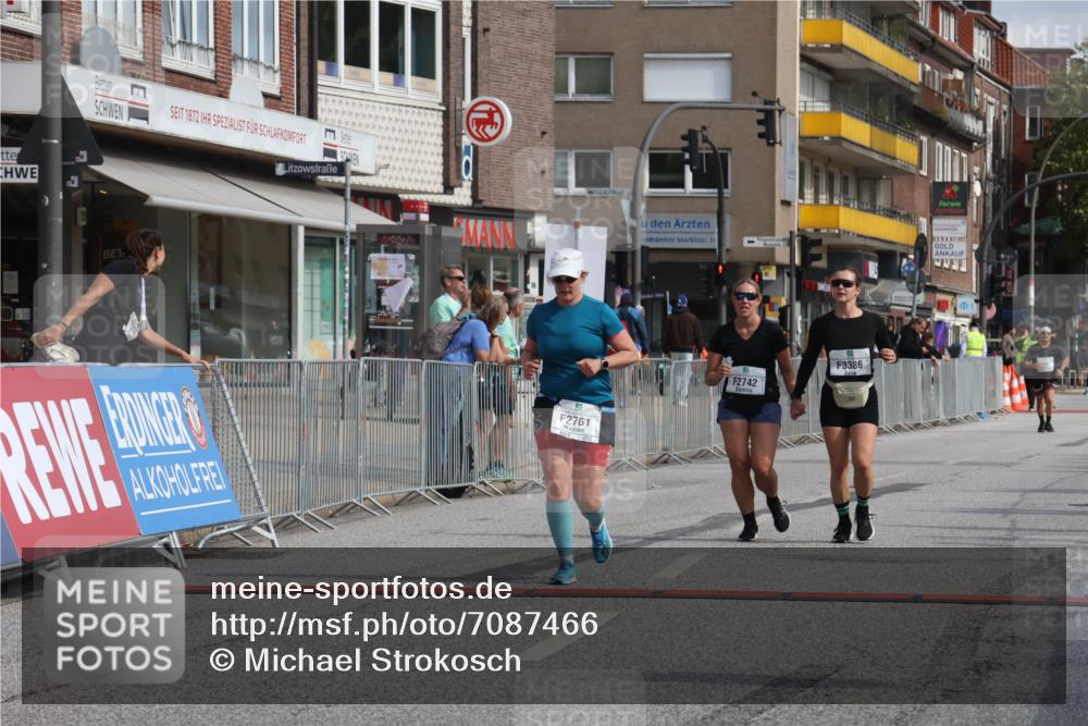 15.09.2024 - PSD Bank Halbmarathon Michael Strokosch http://msf.ph/oto/7087466 15.09.2024 12:37:14 Ziel 2742, 2761, 3386 meine-sportfotos.de