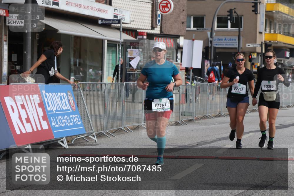 15.09.2024 - PSD Bank Halbmarathon Michael Strokosch http://msf.ph/oto/7087485 15.09.2024 12:37:15 Ziel 2742, 2761, 3386 meine-sportfotos.de