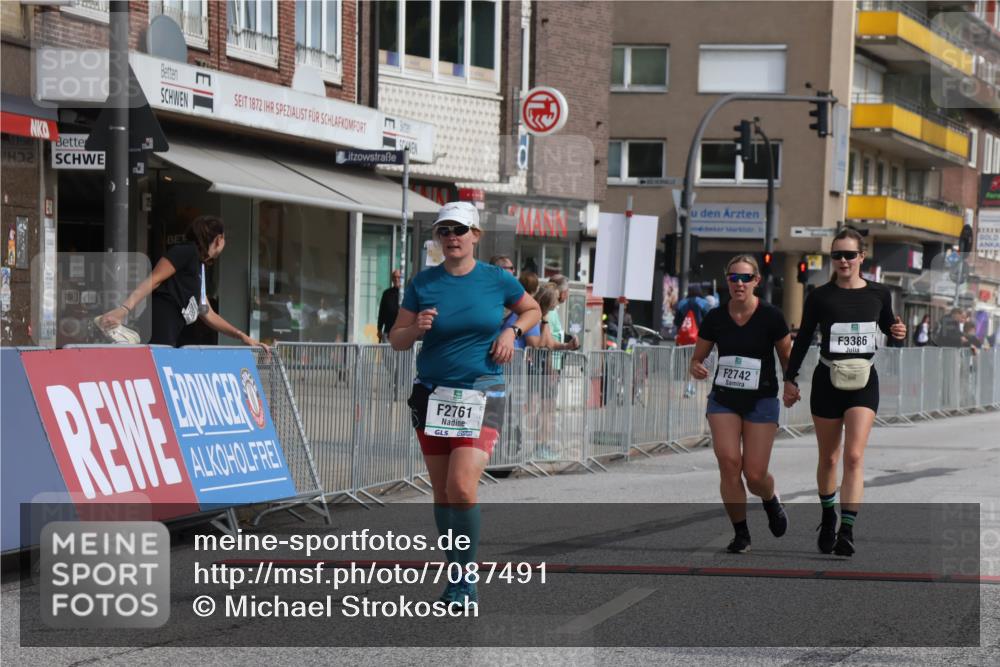 15.09.2024 - PSD Bank Halbmarathon Michael Strokosch http://msf.ph/oto/7087491 15.09.2024 12:37:16 Ziel 2742, 2761, 3386 meine-sportfotos.de