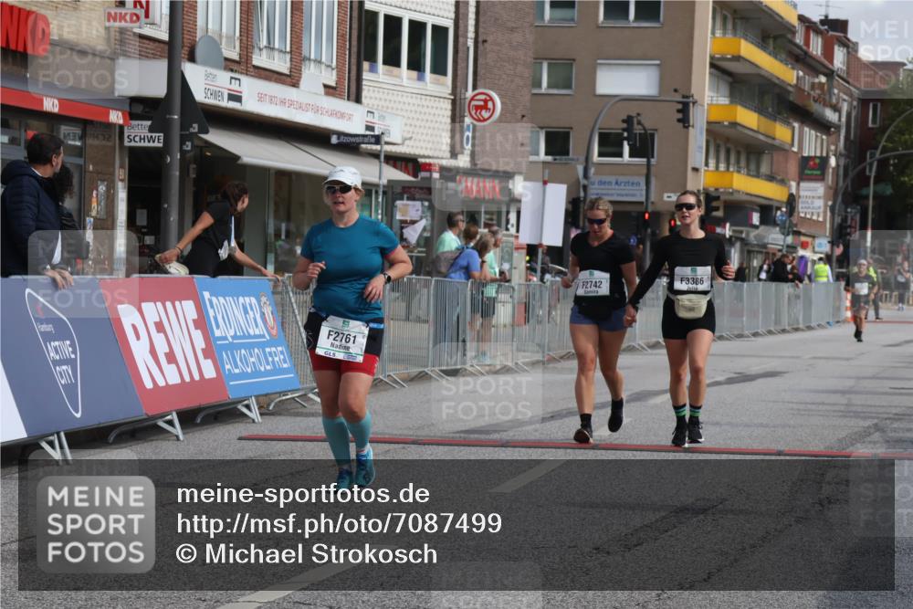 15.09.2024 - PSD Bank Halbmarathon Michael Strokosch http://msf.ph/oto/7087499 15.09.2024 12:37:17 Ziel 2742, 2761, 3386 meine-sportfotos.de