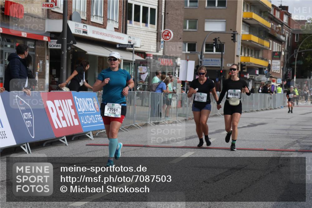 15.09.2024 - PSD Bank Halbmarathon Michael Strokosch http://msf.ph/oto/7087503 15.09.2024 12:37:17 Ziel 2742, 2761, 3386 meine-sportfotos.de