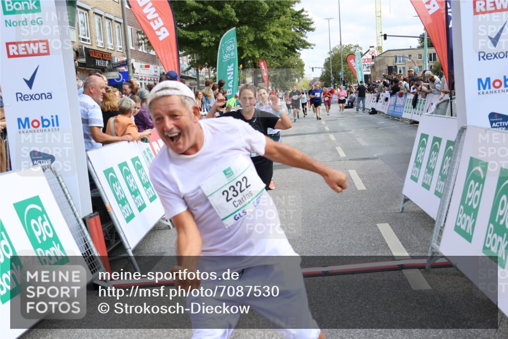 15.09.2024 - PSD Bank Halbmarathon Strokosch-Dieckow http://msf.ph/oto/7087530 15.09.2024 12:28:25 Ziel 1858, 2322, 2420, 3073, 3327 meine-sportfotos.de