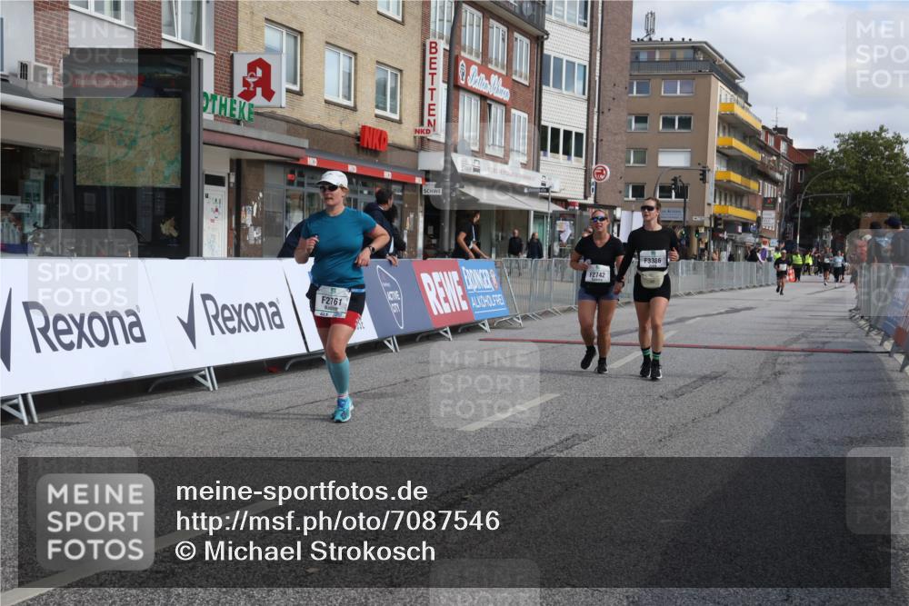 15.09.2024 - PSD Bank Halbmarathon Michael Strokosch http://msf.ph/oto/7087546 15.09.2024 12:37:19 Ziel 2742, 2761, 3386 meine-sportfotos.de
