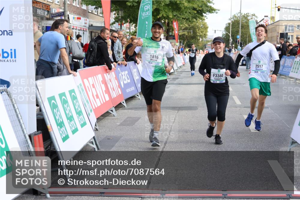 15.09.2024 - PSD Bank Halbmarathon Strokosch-Dieckow http://msf.ph/oto/7087564 15.09.2024 12:38:06 Ziel 1816, 2381, 2398, 2432, 2517, 3380, 3415, 3441, 3481 meine-sportfotos.de