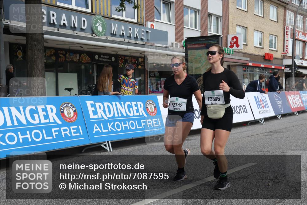 15.09.2024 - PSD Bank Halbmarathon Michael Strokosch http://msf.ph/oto/7087595 15.09.2024 12:37:22 Ziel 2742, 2761, 3386 meine-sportfotos.de