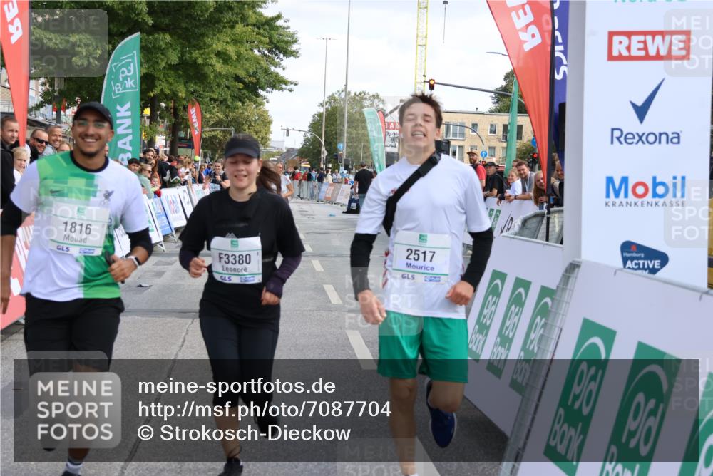 15.09.2024 - PSD Bank Halbmarathon Strokosch-Dieckow http://msf.ph/oto/7087704 15.09.2024 12:38:07 Ziel 1816, 2381, 2398, 2432, 2517, 3380, 3415, 3441, 3481 meine-sportfotos.de