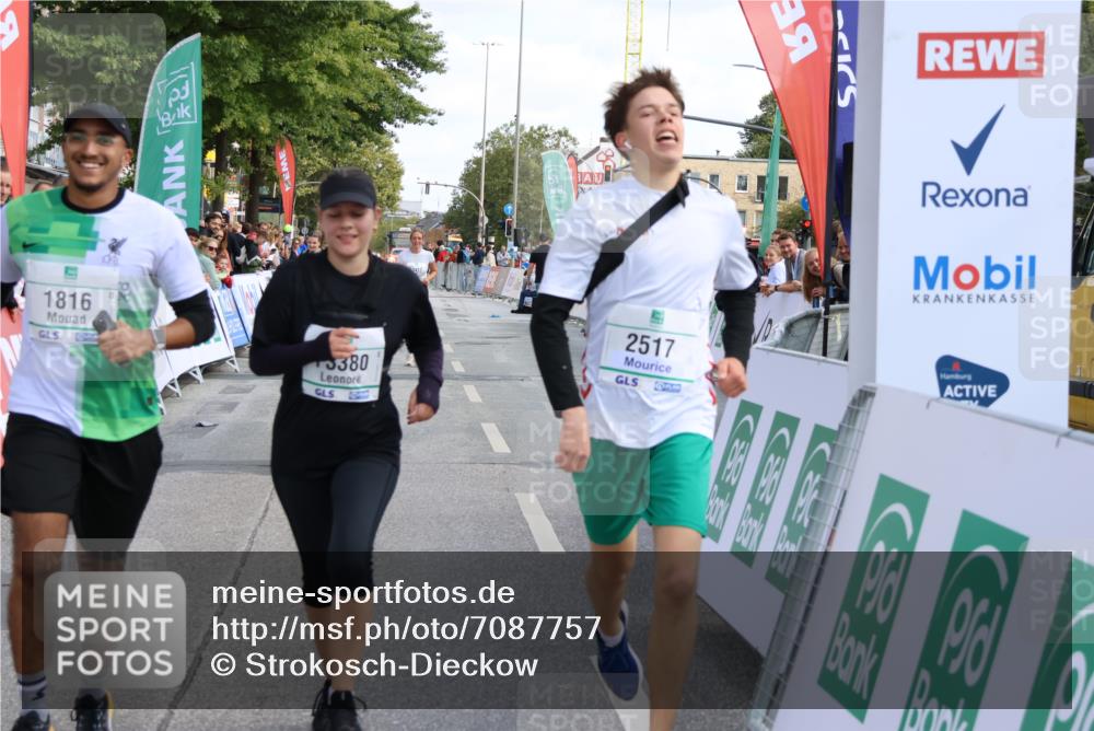 15.09.2024 - PSD Bank Halbmarathon Strokosch-Dieckow http://msf.ph/oto/7087757 15.09.2024 12:38:07 Ziel 1816, 2381, 2398, 2432, 2517, 3380, 3415, 3441, 3481 meine-sportfotos.de