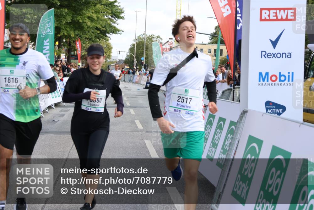 15.09.2024 - PSD Bank Halbmarathon Strokosch-Dieckow http://msf.ph/oto/7087779 15.09.2024 12:38:07 Ziel 1816, 2381, 2398, 2432, 2517, 3380, 3415, 3441, 3481 meine-sportfotos.de