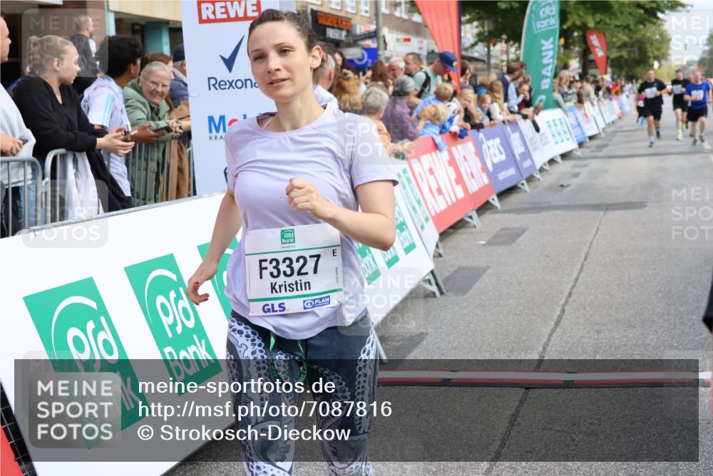15.09.2024 - PSD Bank Halbmarathon Strokosch-Dieckow http://msf.ph/oto/7087816 15.09.2024 12:28:28 Ziel 1858, 2322, 3017, 3073, 3121, 3327 meine-sportfotos.de