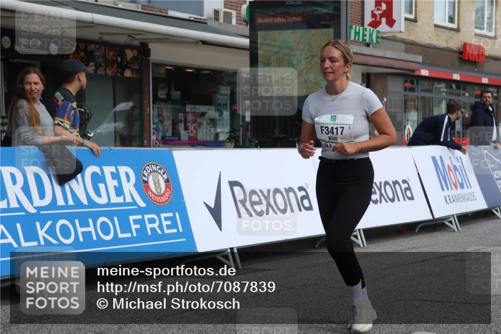 15.09.2024 - PSD Bank Halbmarathon Michael Strokosch http://msf.ph/oto/7087839 15.09.2024 12:37:53 Ziel 1816, 2517, 3380, 3415, 3417 meine-sportfotos.de