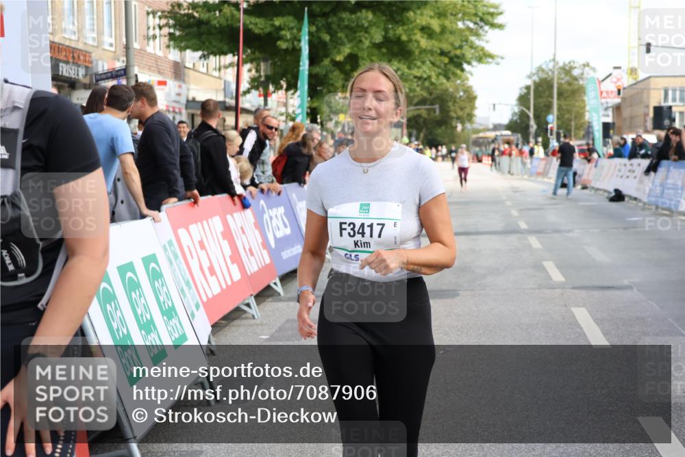 15.09.2024 - PSD Bank Halbmarathon Strokosch-Dieckow http://msf.ph/oto/7087906 15.09.2024 12:38:16 Ziel 1816, 2517, 3380, 3415, 3417 meine-sportfotos.de