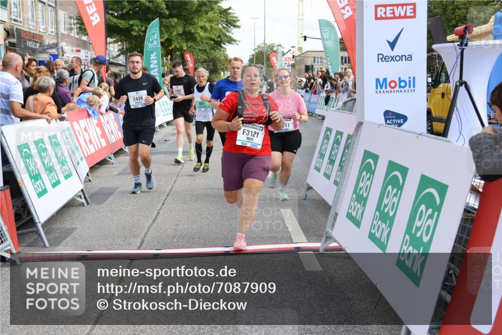 15.09.2024 - PSD Bank Halbmarathon Strokosch-Dieckow http://msf.ph/oto/7087909 15.09.2024 12:28:36 Ziel 2392, 2439, 2441, 3017, 3073, 3121, 3225, 3274, 3327 meine-sportfotos.de