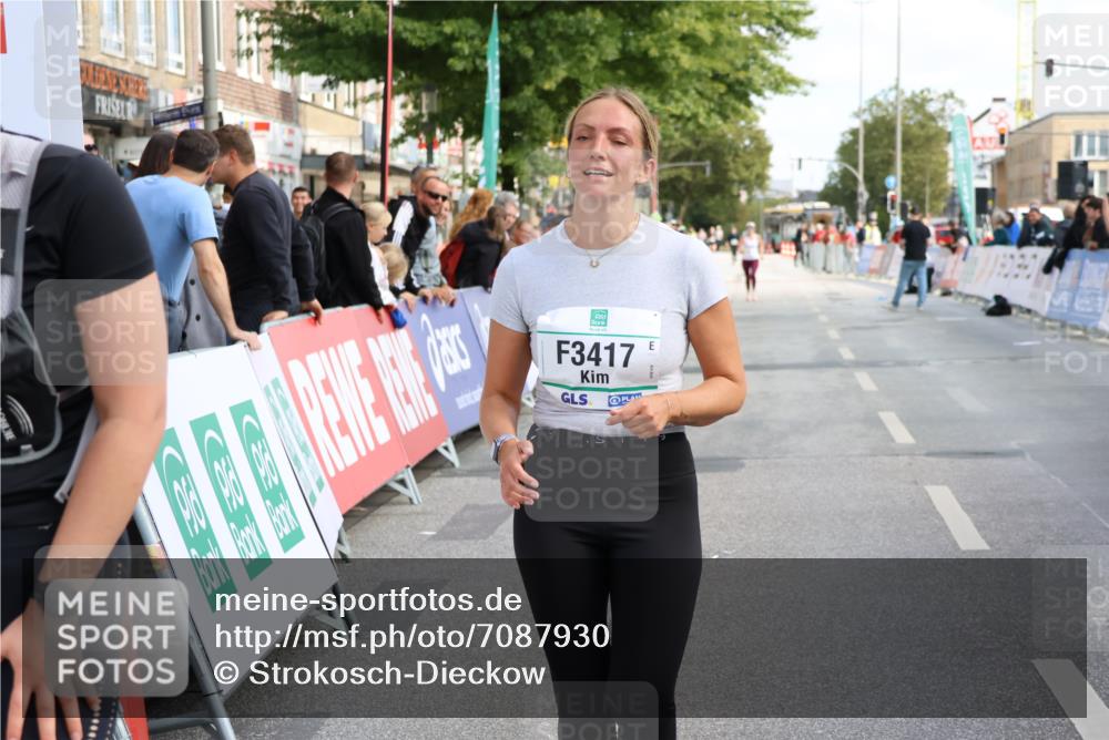 15.09.2024 - PSD Bank Halbmarathon Strokosch-Dieckow http://msf.ph/oto/7087930 15.09.2024 12:38:17 Ziel 1816, 2517, 3380, 3415, 3417 meine-sportfotos.de